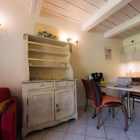 La Campagne St Lazare - Restaurant Chambres D'Hotes Piscine & Spa Forcalquier Buitenkant foto