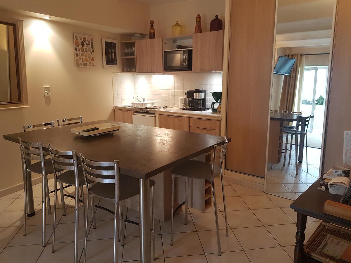 La Campagne St Lazare - Restaurant Chambres D'Hotes Piscine & Spa Forcalquier Buitenkant foto